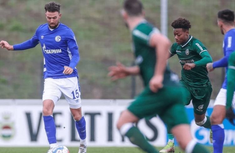 他对整个球 他对整个球